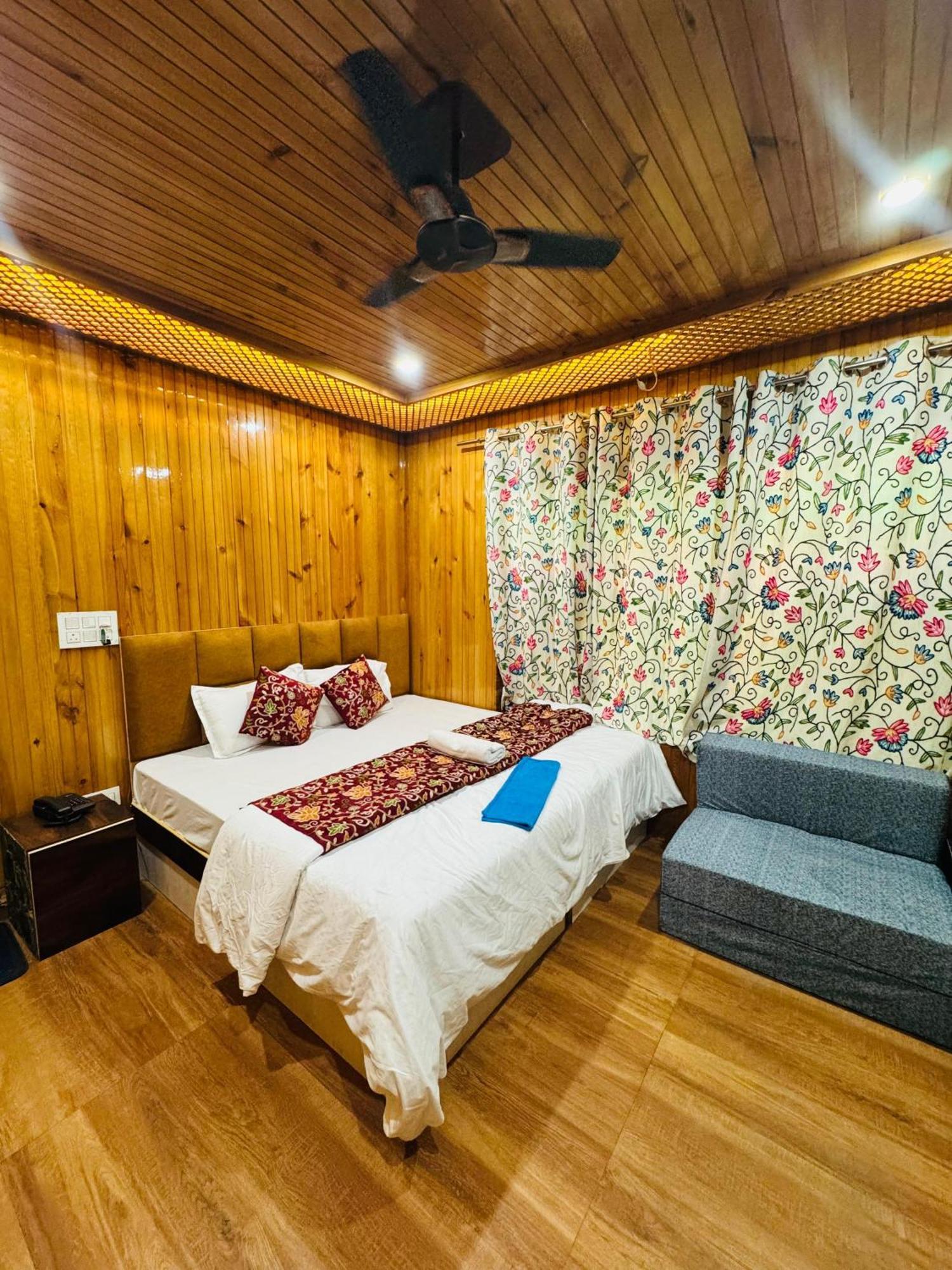 Frosty Mountain Resort Pahalgām 외부 사진
