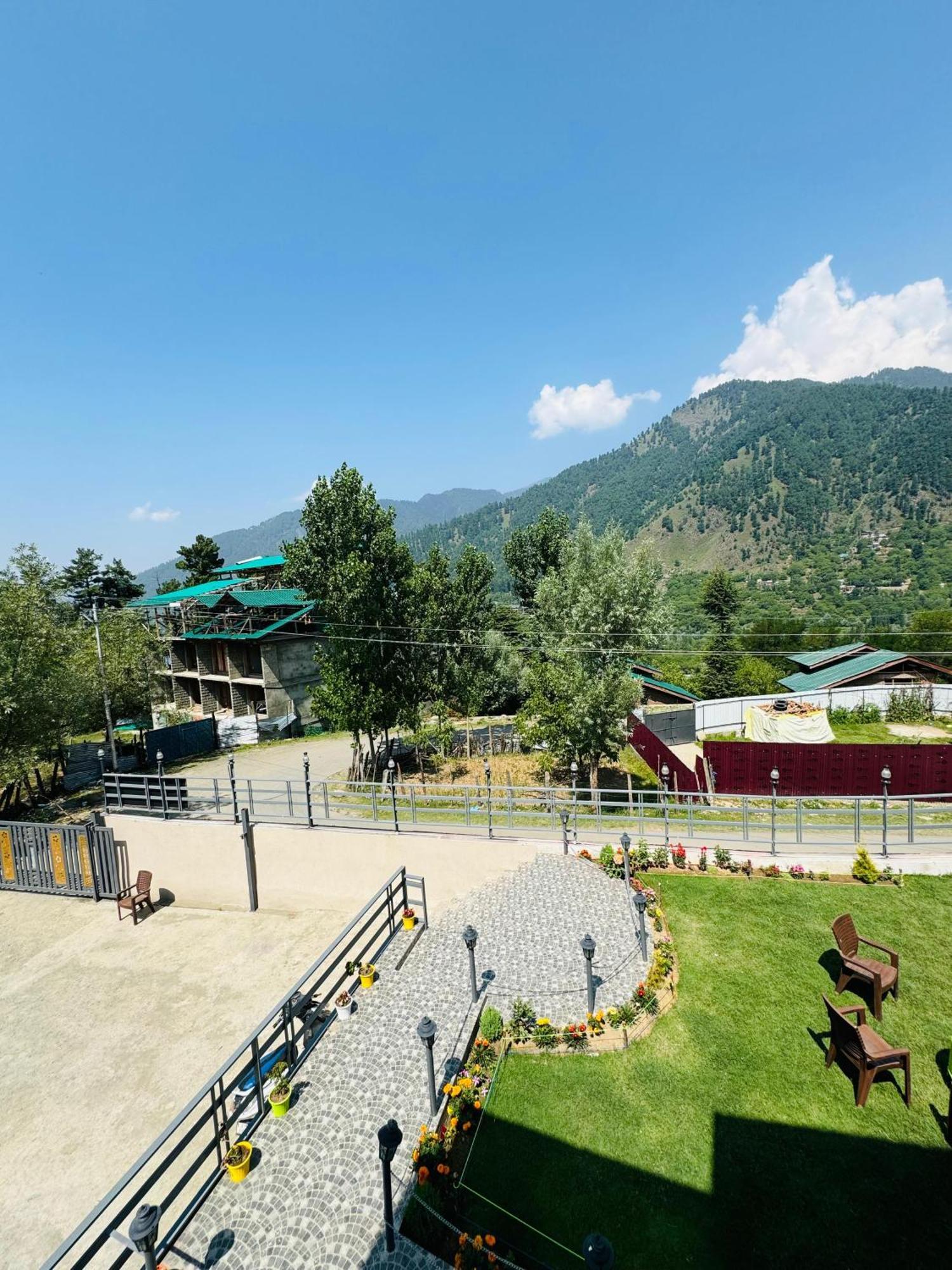 Frosty Mountain Resort Pahalgām 외부 사진