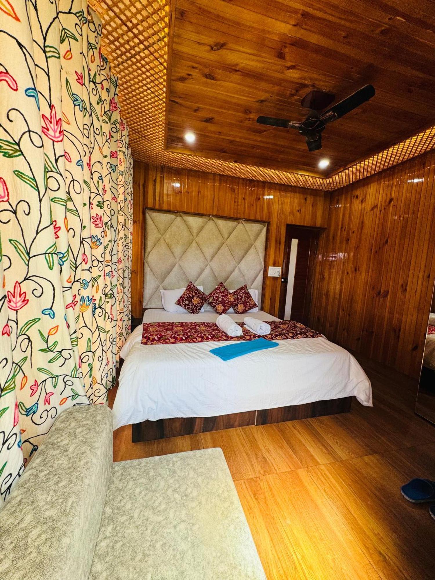 Frosty Mountain Resort Pahalgām 외부 사진